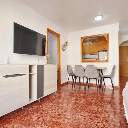 Apartamento Calle Los Gases * トレビエハ